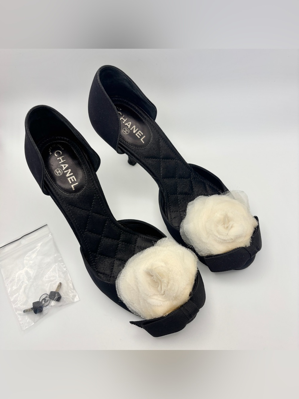 Authentic Chanel Black Satin Camellia Flower D'Orsay Heels Pumps Size 35 C Italy